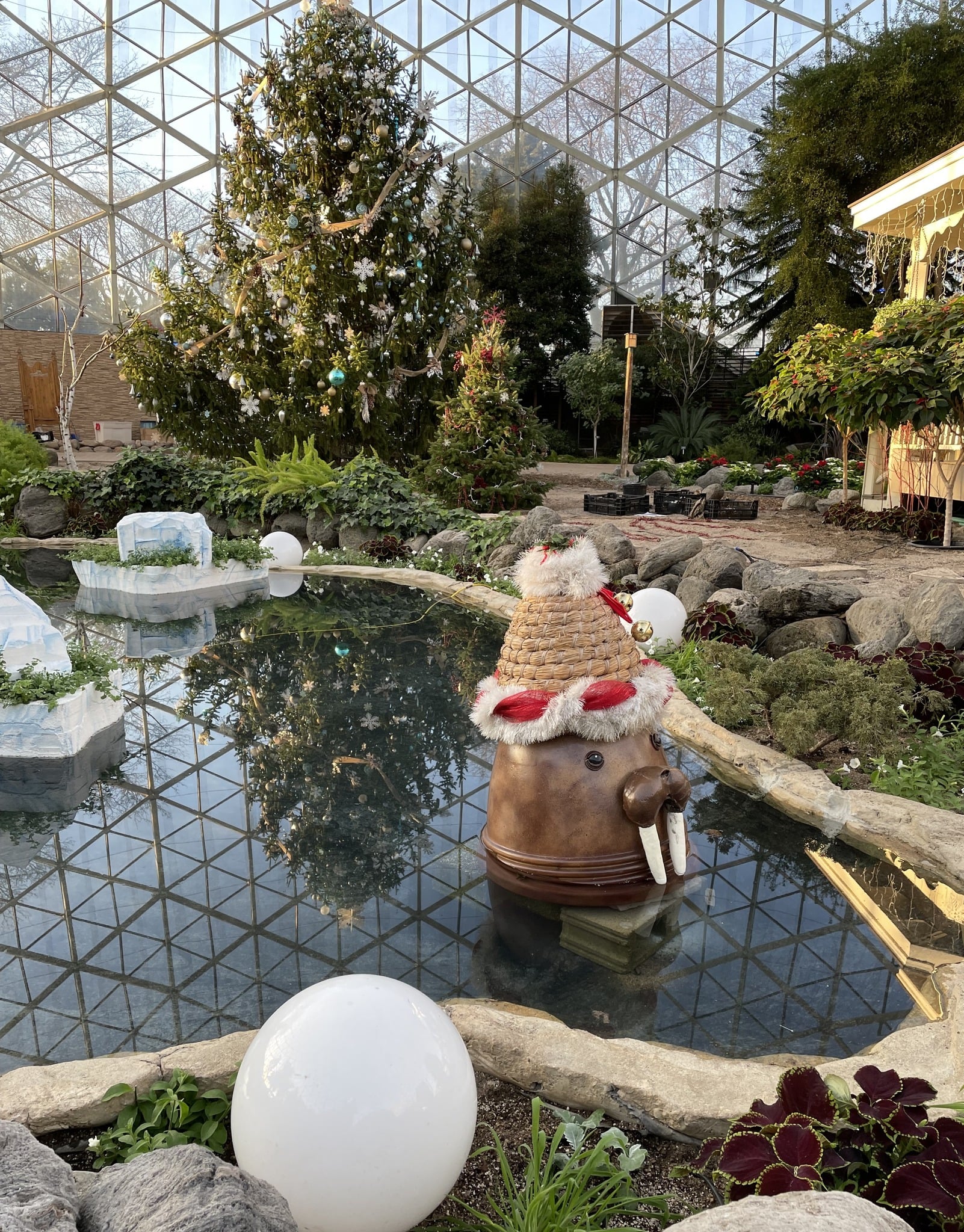 Mitchell Park Domes Winter Show Holiday Snow Globe.
